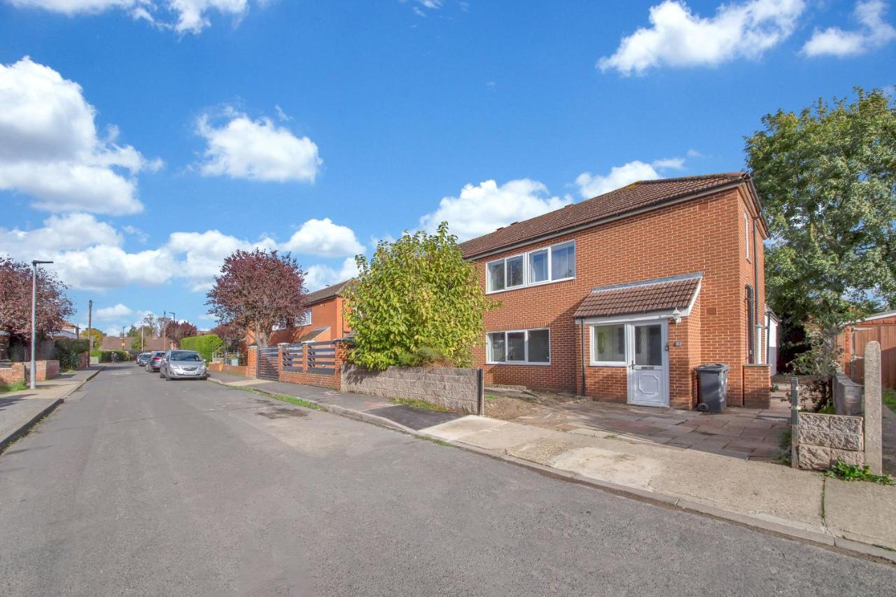 Heathrow Stays - Fawns Manor Hillingdon Dış mekan fotoğraf