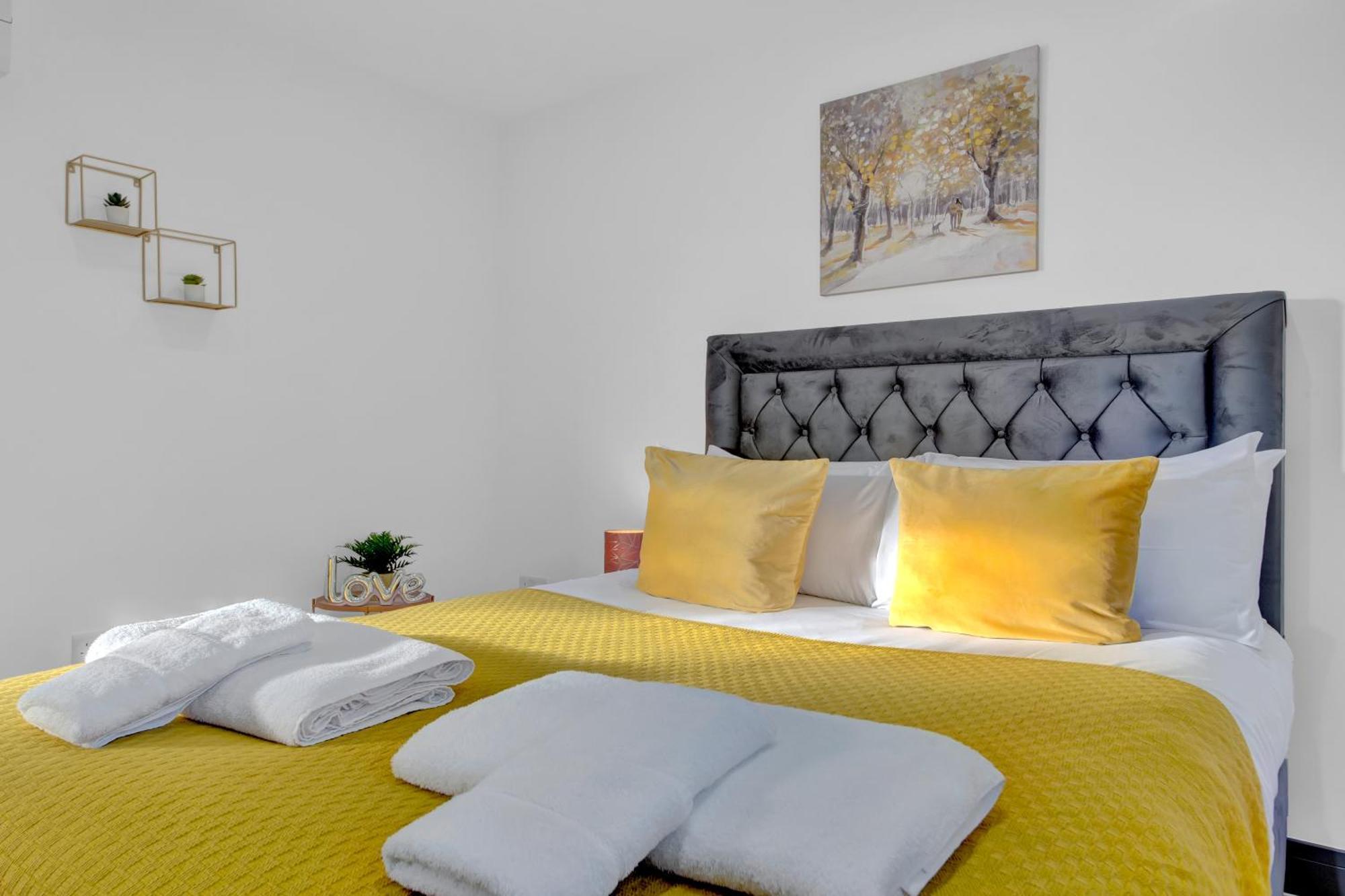 Heathrow Stays - Fawns Manor Hillingdon Dış mekan fotoğraf