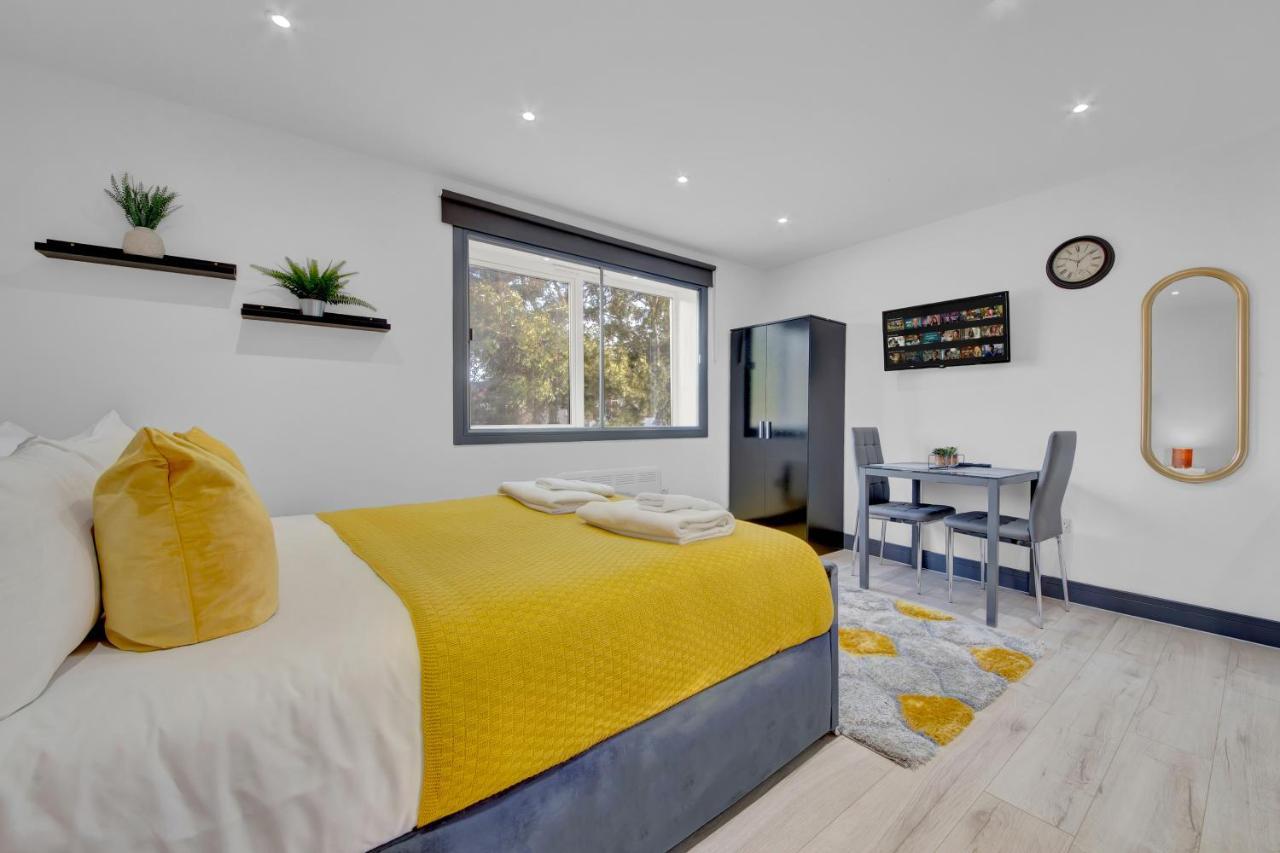 Heathrow Stays - Fawns Manor Hillingdon Dış mekan fotoğraf